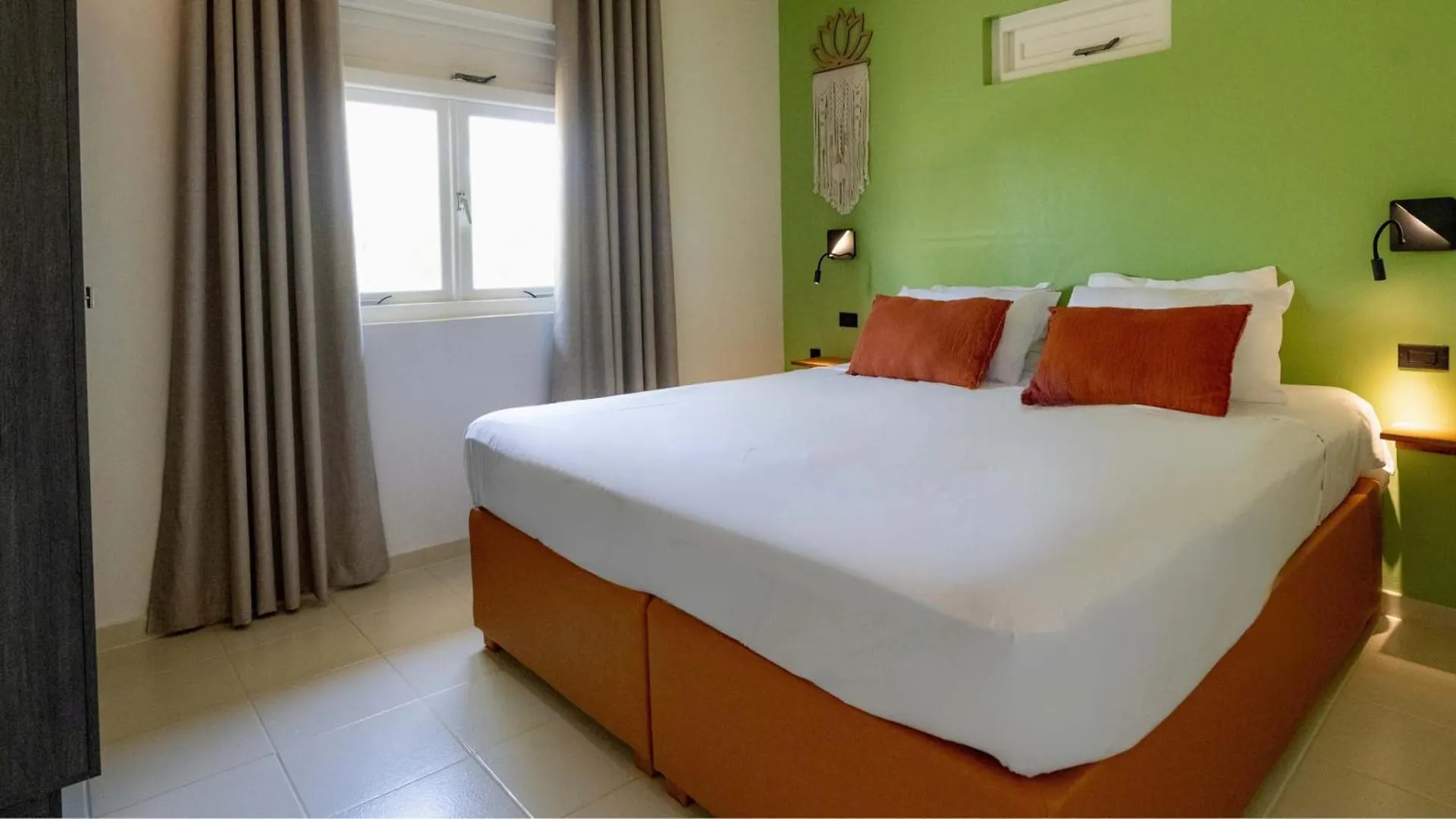 Dream Of The Green Flamingo Willibrordus Apartamento